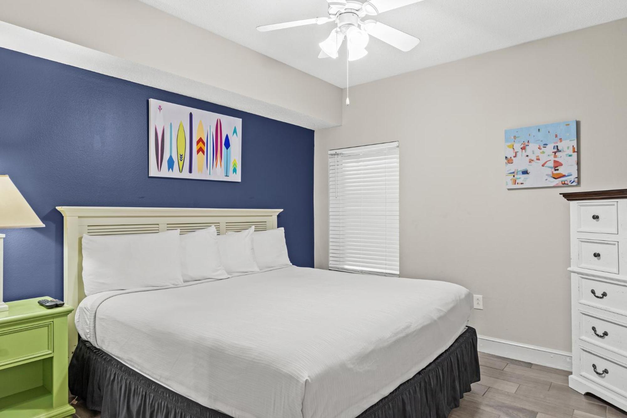 Official Majestic Beach Resort - Over 60 Units - All Ocean Front, Panama City Beach, Fl Room photo